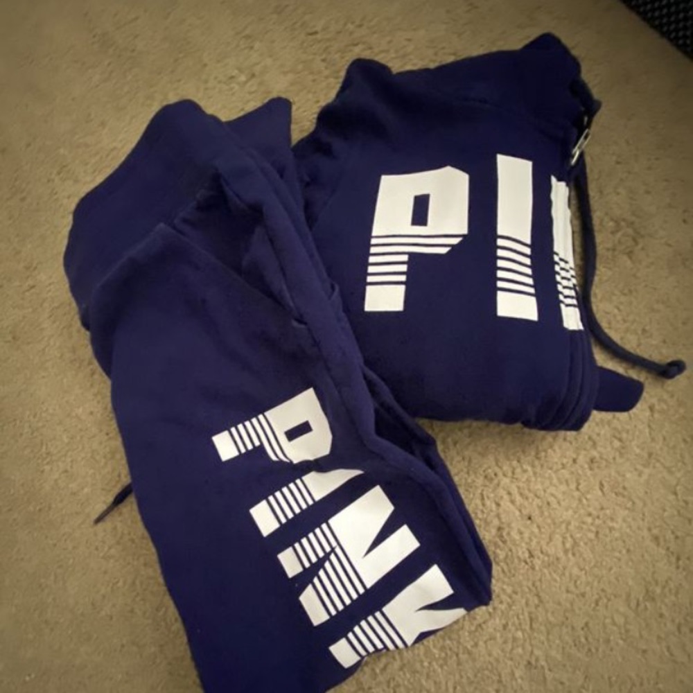ISO pink joggers sets :)